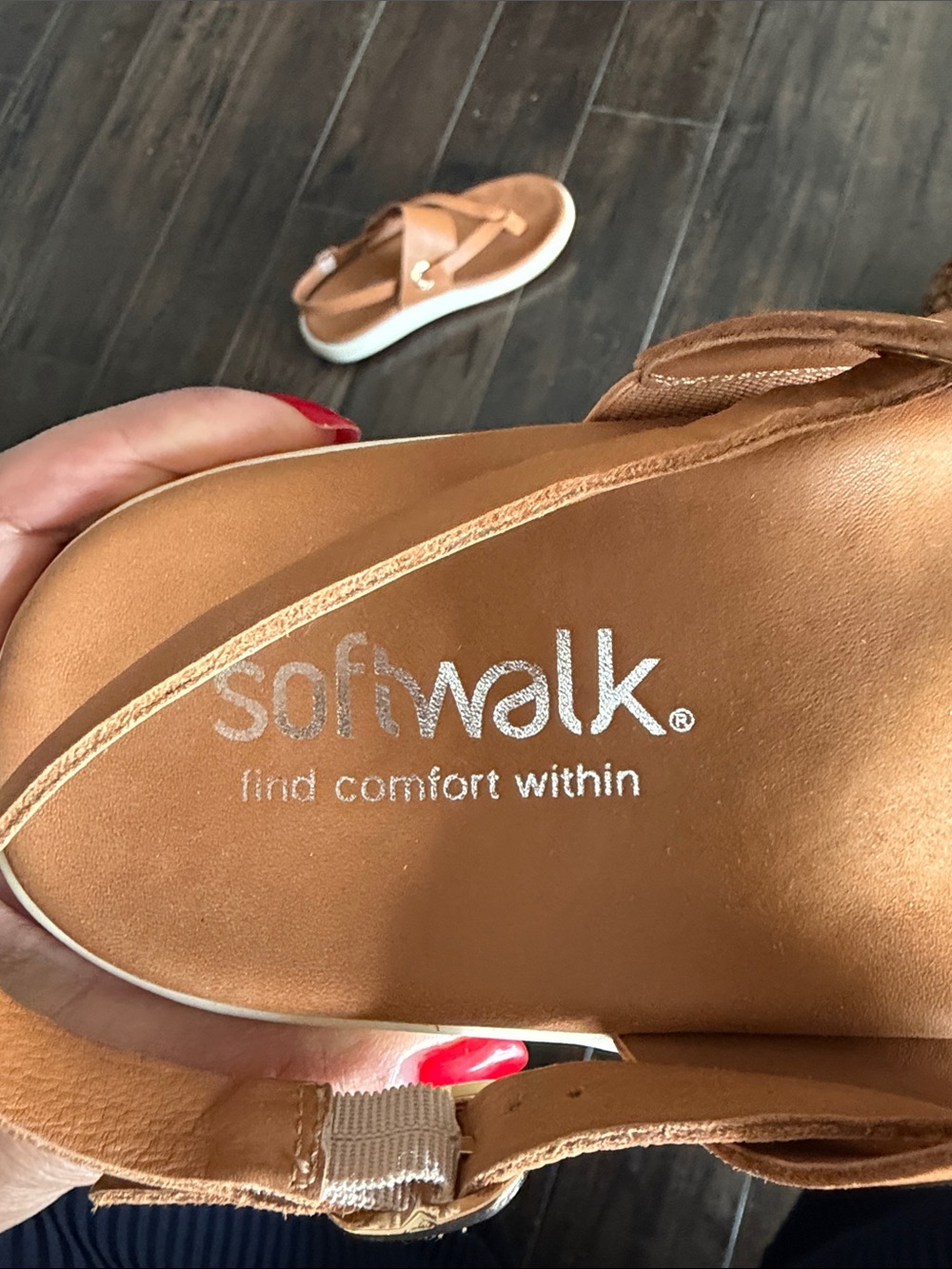 SoftWalk Women's Cognac Slingback Leather Sandals - Picture 4 of 4